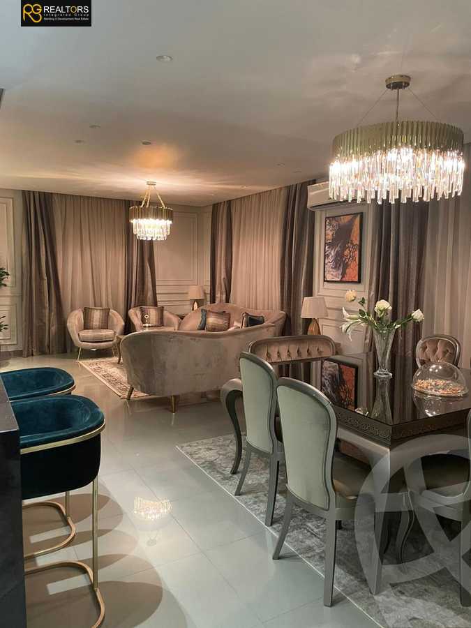 https://aqarmap.com.eg/ar/listing/3784100-for-sale-cairo-el-sheikh-zayed-city-el-hay-elthaleth-shr-30
