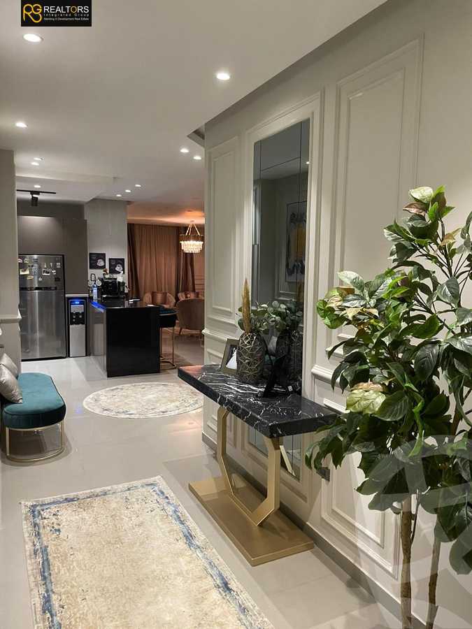 https://aqarmap.com.eg/ar/listing/3784100-for-sale-cairo-el-sheikh-zayed-city-el-hay-elthaleth-shr-30