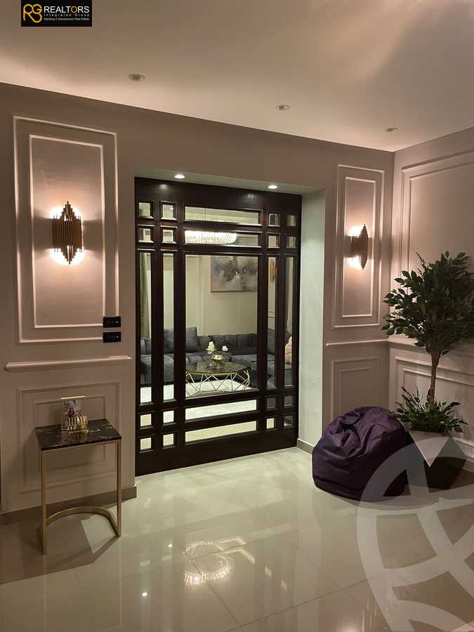 https://aqarmap.com.eg/ar/listing/3784100-for-sale-cairo-el-sheikh-zayed-city-el-hay-elthaleth-shr-30