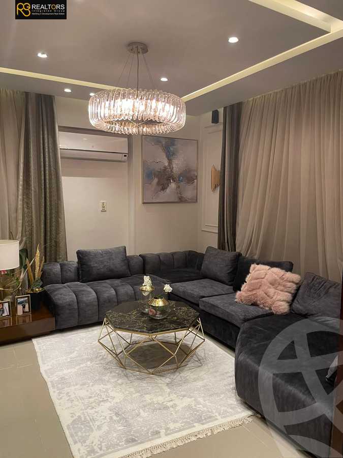 https://aqarmap.com.eg/ar/listing/3784100-for-sale-cairo-el-sheikh-zayed-city-el-hay-elthaleth-shr-30