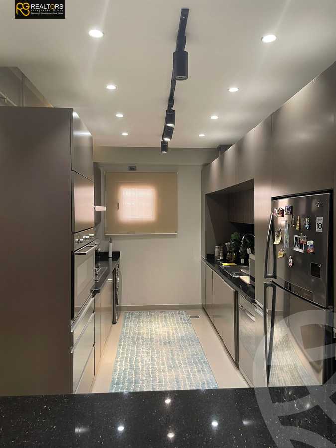 https://aqarmap.com.eg/ar/listing/3784100-for-sale-cairo-el-sheikh-zayed-city-el-hay-elthaleth-shr-30