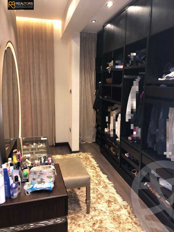 https://aqarmap.com.eg/ar/listing/3784100-for-sale-cairo-el-sheikh-zayed-city-el-hay-elthaleth-shr-30