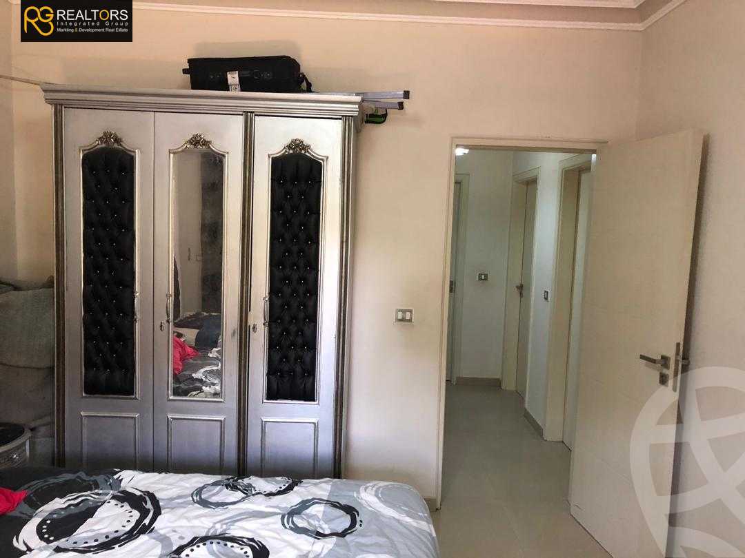 https://aqarmap.com.eg/ar/listing/3784676-for-sale-cairo-el-sheikh-zayed-city-compounds-in-sheikh-zayed-el-khamayel