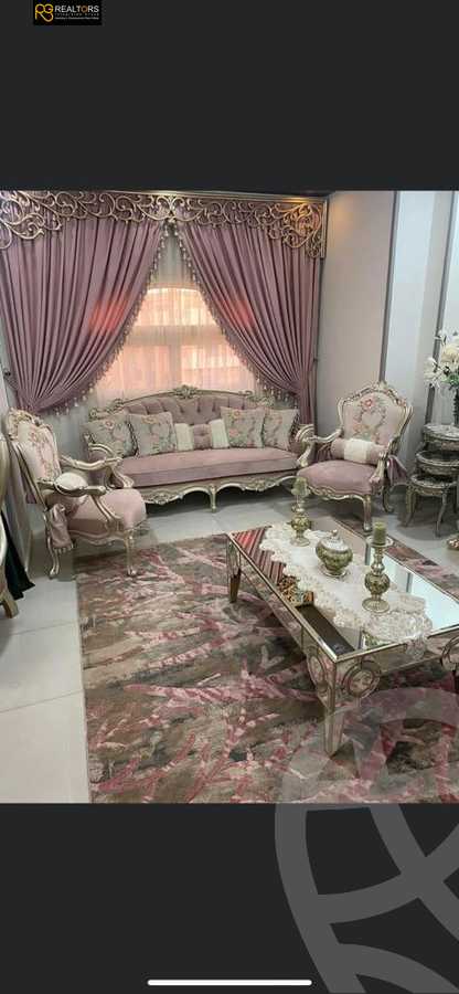 https://aqarmap.com.eg/ar/listing/3786447-for-sale-cairo-el-sheikh-zayed-city-el-hay-eltaseaa-area-3