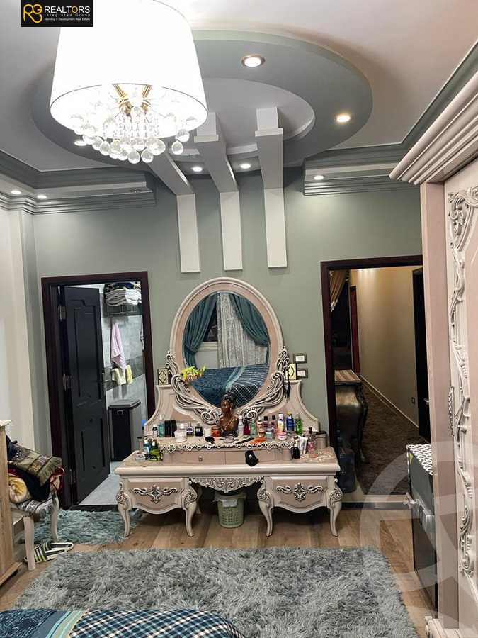 https://aqarmap.com.eg/ar/listing/3786447-for-sale-cairo-el-sheikh-zayed-city-el-hay-eltaseaa-area-3