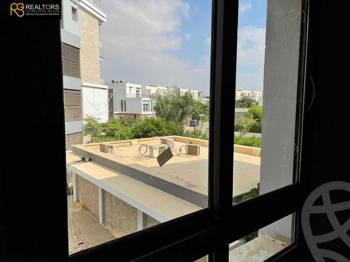 https://aqarmap.com.eg/en/listing/3788370-for-sale-cairo-el-sheikh-zayed-city-compounds-kmbwnd-wn-16-swdyk