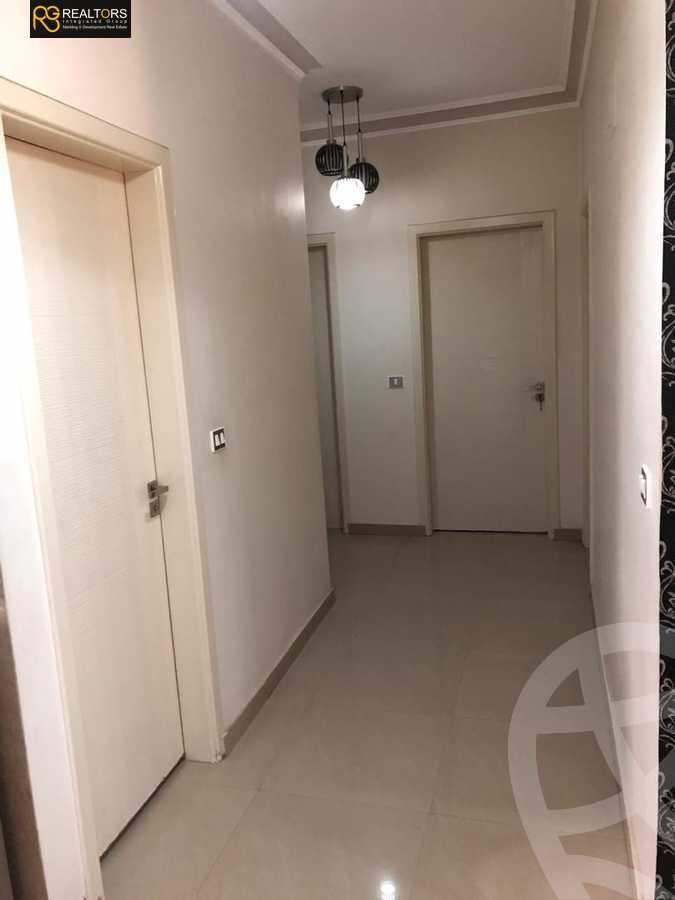 https://aqarmap.com.eg/ar/listing/3820569-for-sale-cairo-el-sheikh-zayed-city-compounds-in-sheikh-zayed-el-khamayel