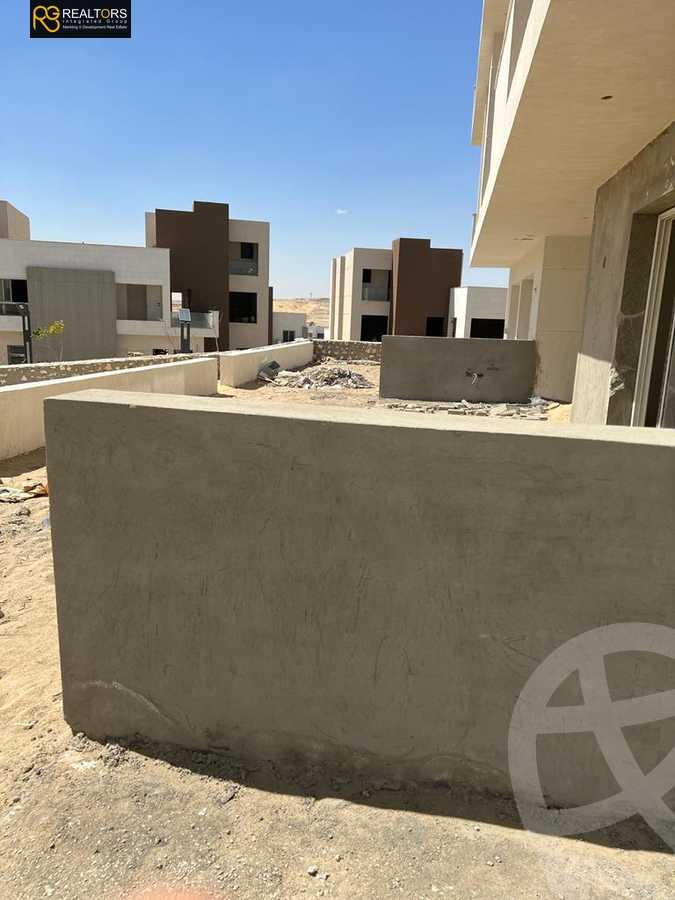 https://aqarmap.com.eg/ar/listing/3820832-for-sale-cairo-6th-of-october-compound-soleya