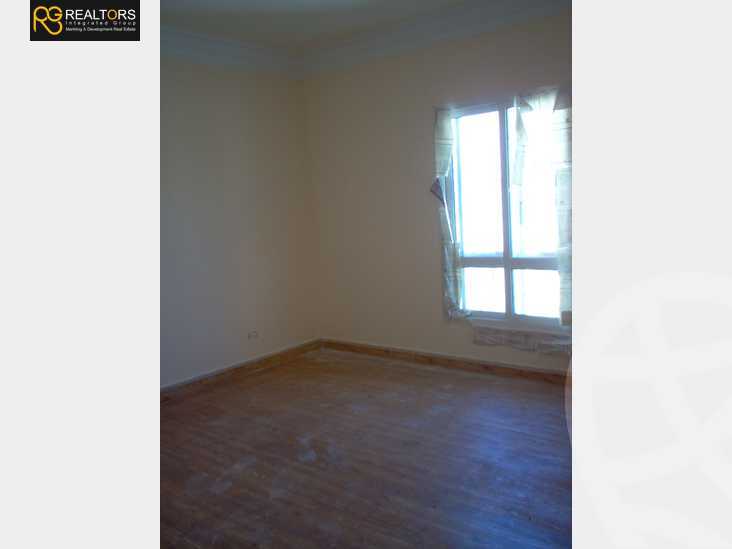 https://aqarmap.com.eg/ar/listing/3820960-for-sale-cairo-el-sheikh-zayed-city-compounds-in-sheikh-zayed-beverly-hills