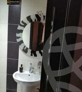https://aqarmap.com.eg/ar/listing/3821007-for-sale-cairo-el-sheikh-zayed-city-el-hay-elsabeaa-lhy-lsb
