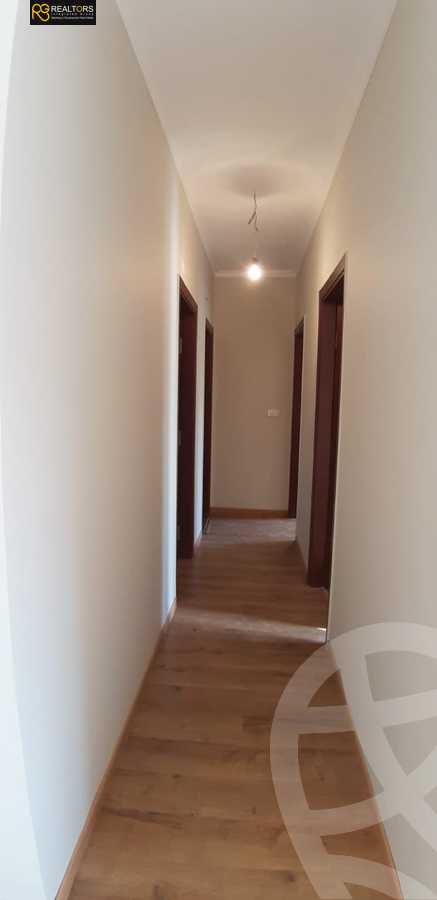 https://aqarmap.com.eg/ar/listing/3821117-for-rent-cairo-el-sheikh-zayed-city-compounds-in-sheikh-zayed-the-courtyard