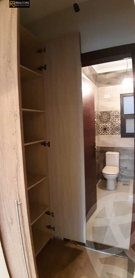 https://aqarmap.com.eg/ar/listing/3821117-for-rent-cairo-el-sheikh-zayed-city-compounds-in-sheikh-zayed-the-courtyard