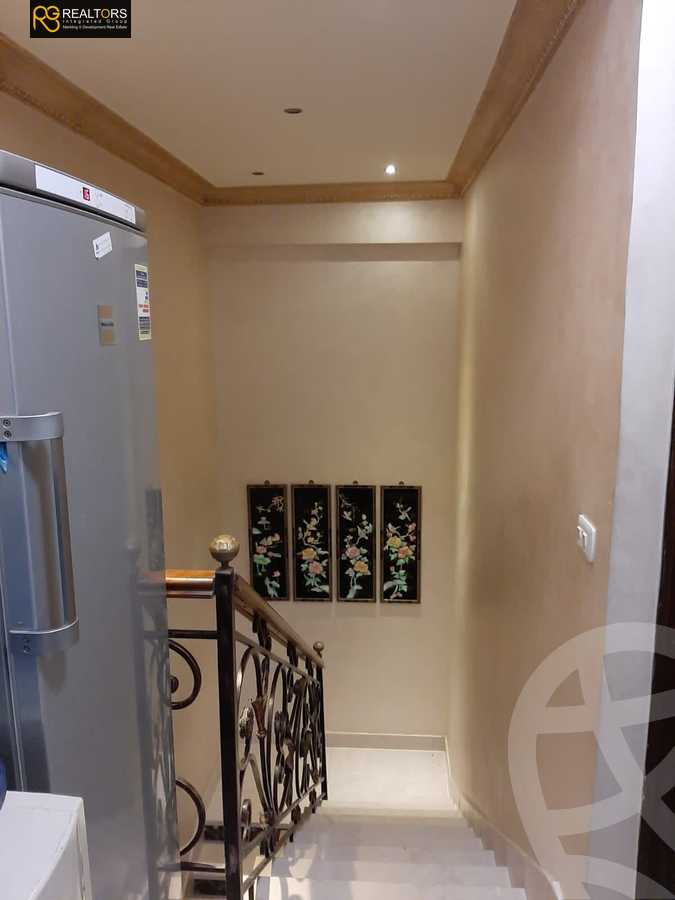 https://aqarmap.com.eg/ar/listing/3821449-for-sale-cairo-el-sheikh-zayed-city-compounds-in-sheikh-zayed-beverly-hills