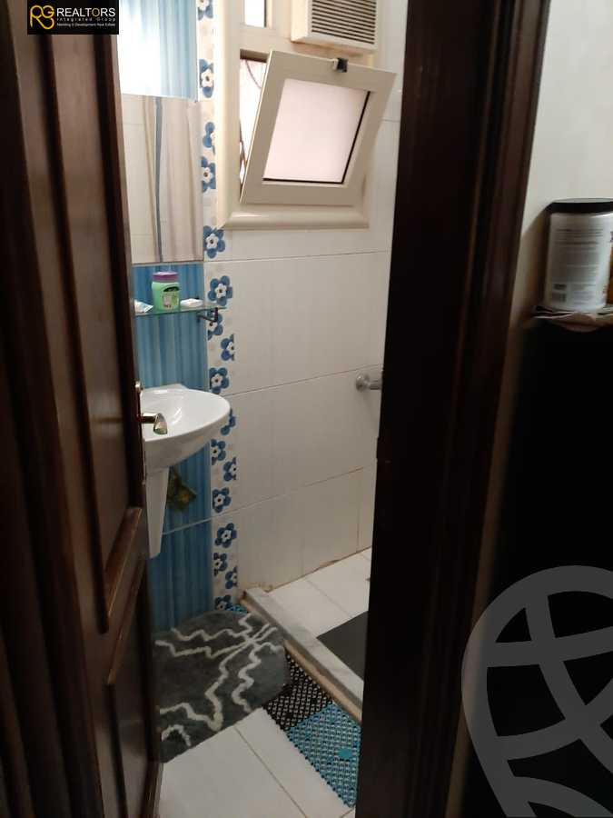 https://aqarmap.com.eg/ar/listing/3821449-for-sale-cairo-el-sheikh-zayed-city-compounds-in-sheikh-zayed-beverly-hills