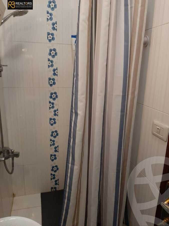 https://aqarmap.com.eg/ar/listing/3821449-for-sale-cairo-el-sheikh-zayed-city-compounds-in-sheikh-zayed-beverly-hills