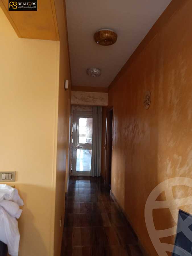 https://aqarmap.com.eg/ar/listing/3822832-for-sale-cairo-el-sheikh-zayed-city-compounds-in-sheikh-zayed-beverly-hills