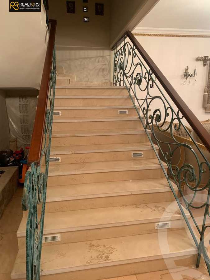 https://aqarmap.com.eg/ar/listing/3828483-for-sale-cairo-el-sheikh-zayed-city-compounds-in-sheikh-zayed-jewar