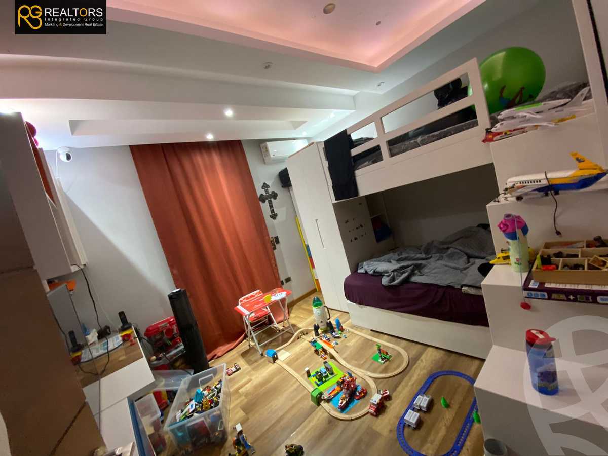 https://aqarmap.com.eg/ar/listing/3828514-for-sale-cairo-el-sheikh-zayed-city-el-hay-elsabeaa-lhy-lsb