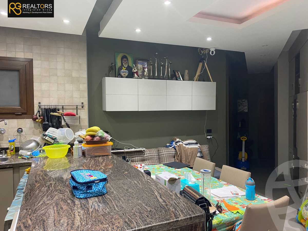 https://aqarmap.com.eg/ar/listing/3828514-for-sale-cairo-el-sheikh-zayed-city-el-hay-elsabeaa-lhy-lsb
