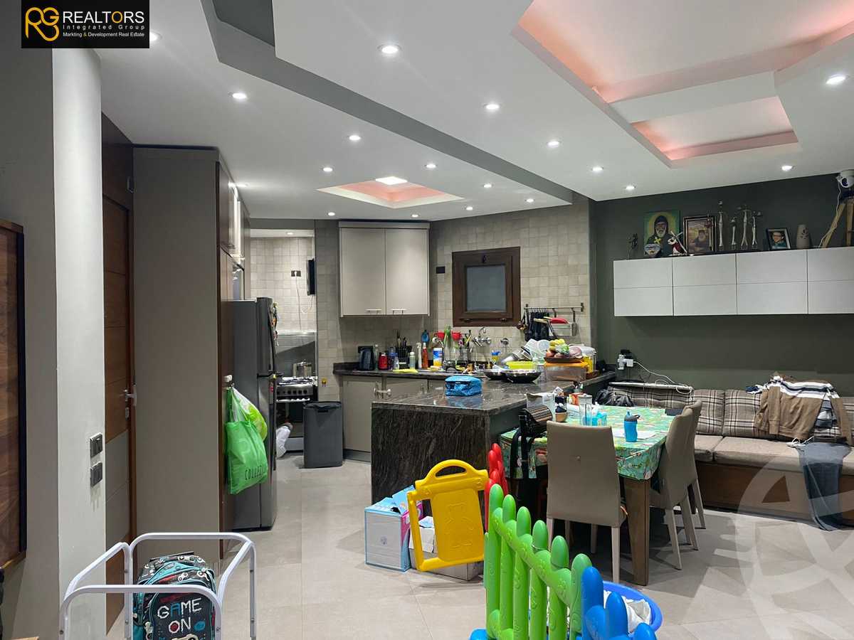 https://aqarmap.com.eg/ar/listing/3828514-for-sale-cairo-el-sheikh-zayed-city-el-hay-elsabeaa-lhy-lsb