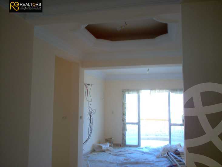 https://aqarmap.com.eg/ar/listing/3830257-for-sale-cairo-el-sheikh-zayed-city-compounds-in-sheikh-zayed-beverly-hills
