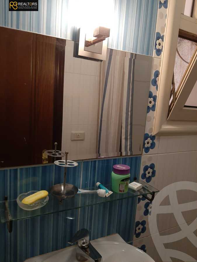 https://aqarmap.com.eg/ar/listing/3830304-for-sale-cairo-el-sheikh-zayed-city-compounds-in-sheikh-zayed-beverly-hills