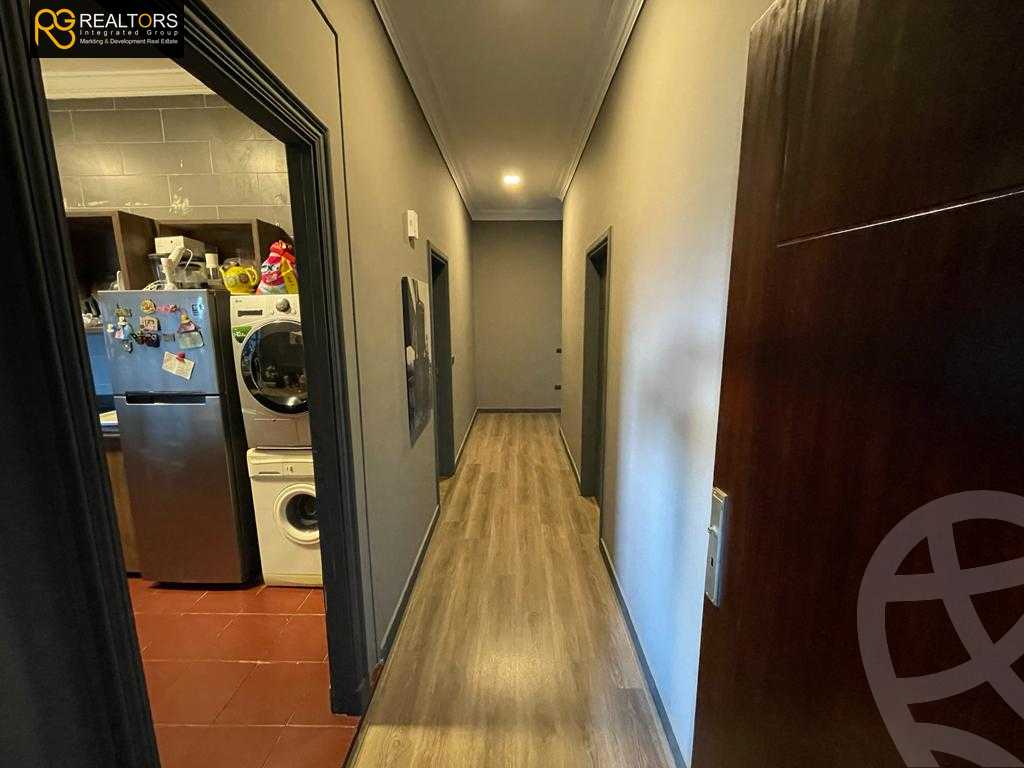 https://aqarmap.com.eg/ar/listing/3830344-for-sale-cairo-el-sheikh-zayed-city-compounds-in-sheikh-zayed-beverly-hills