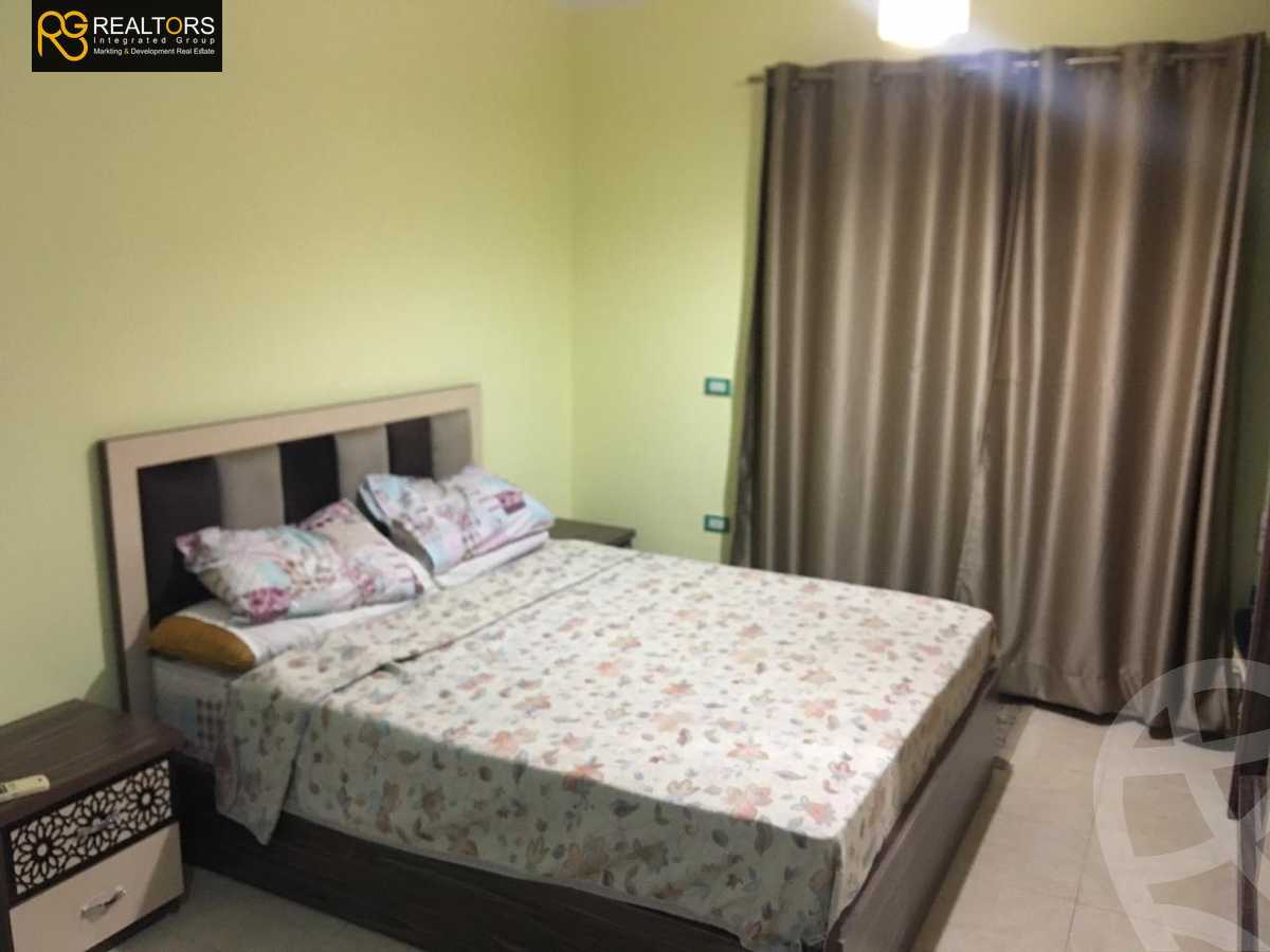 https://aqarmap.com.eg/ar/listing/3845913-for-sale-cairo-el-sheikh-zayed-city-el-hay-elsabeaa-lhy-lsb