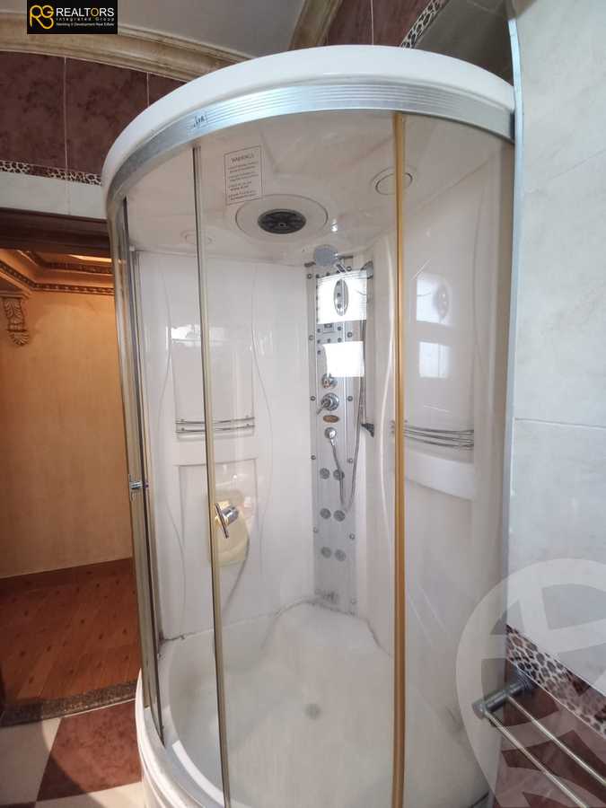https://aqarmap.com.eg/ar/listing/3847450-for-sale-cairo-el-sheikh-zayed-city-compounds-in-sheikh-zayed-hadayek-el-mohandiseen