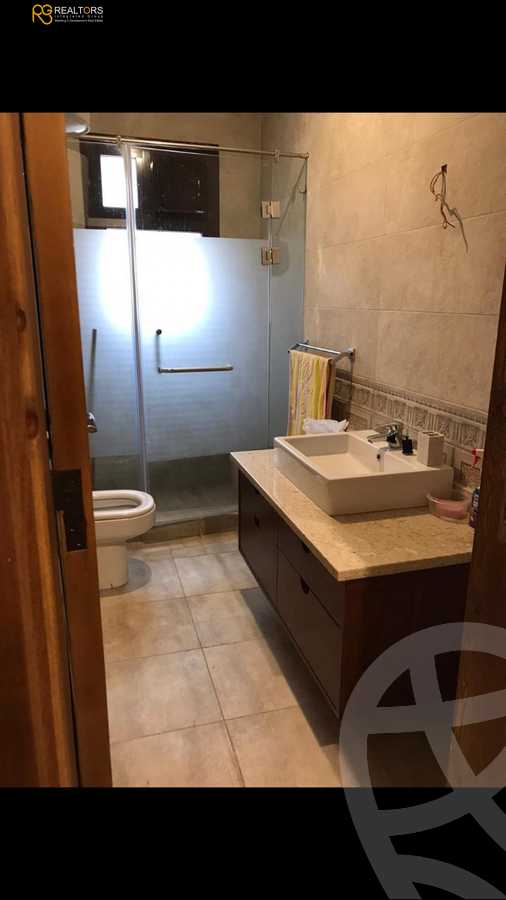 https://aqarmap.com.eg/ar/listing/3847753-for-sale-cairo-el-sheikh-zayed-city-compounds-in-sheikh-zayed-casa