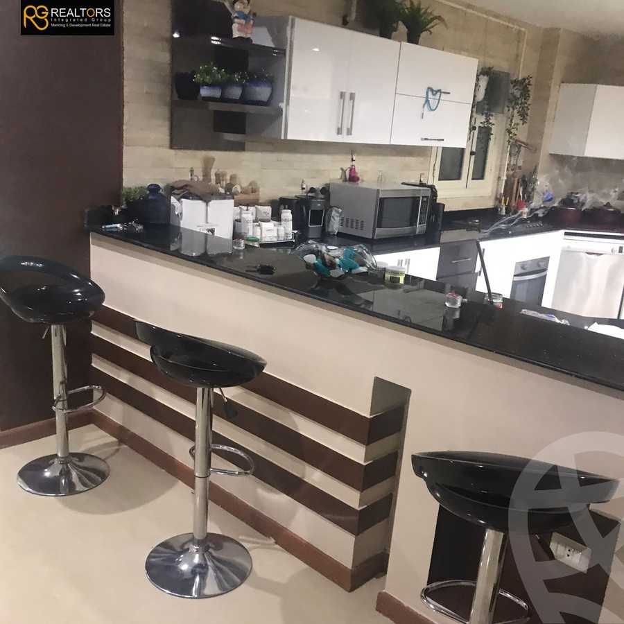 https://aqarmap.com.eg/ar/listing/3849066-for-sale-cairo-el-sheikh-zayed-city-el-hay-elasher-street-100