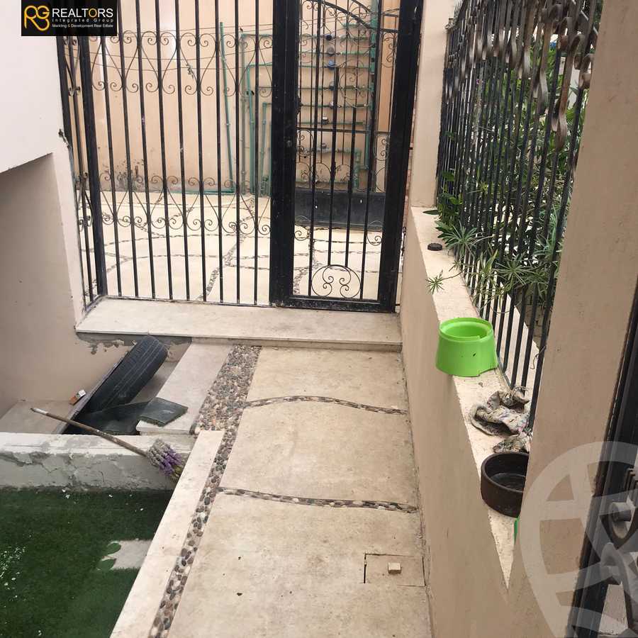 https://aqarmap.com.eg/ar/listing/3849066-for-sale-cairo-el-sheikh-zayed-city-el-hay-elasher-street-100