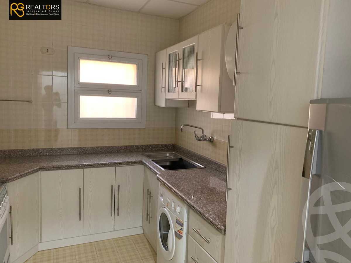 https://aqarmap.com.eg/en/listing/3894110-for-sale-cairo-el-sheikh-zayed-city-compounds-in-sheikh-zayed-beverly-hills