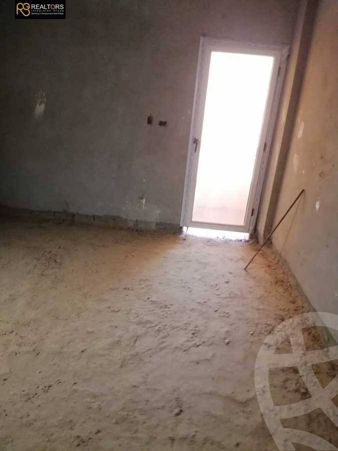 https://aqarmap.com.eg/ar/listing/3895348-for-sale-cairo-6th-of-october-el-tawsaat-el-shamalya-hy-2000-qt