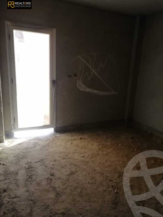 https://aqarmap.com.eg/ar/listing/3895348-for-sale-cairo-6th-of-october-el-tawsaat-el-shamalya-hy-2000-qt
