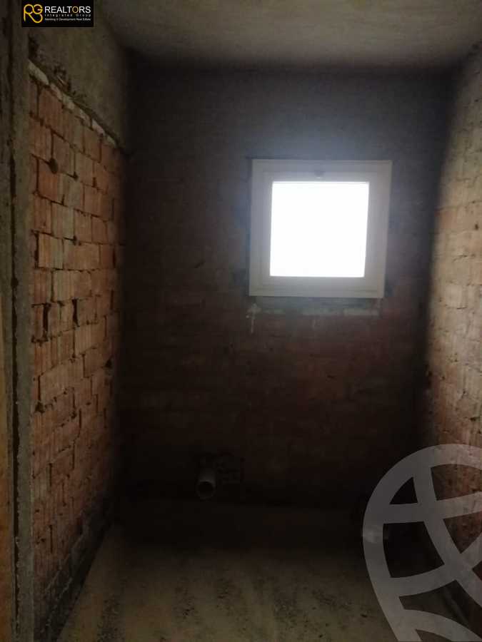 https://aqarmap.com.eg/ar/listing/3895348-for-sale-cairo-6th-of-october-el-tawsaat-el-shamalya-hy-2000-qt