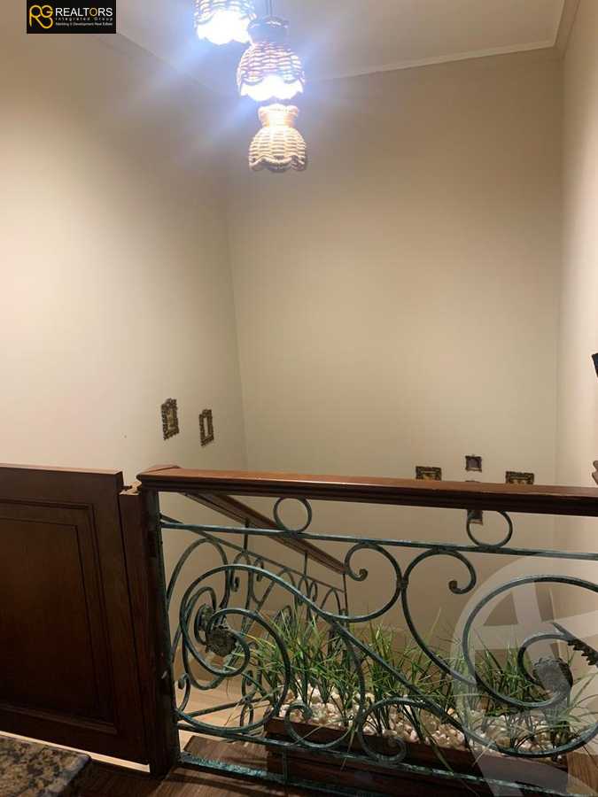 https://aqarmap.com.eg/ar/listing/3897293-for-sale-cairo-el-sheikh-zayed-city-compounds-in-sheikh-zayed-jewar