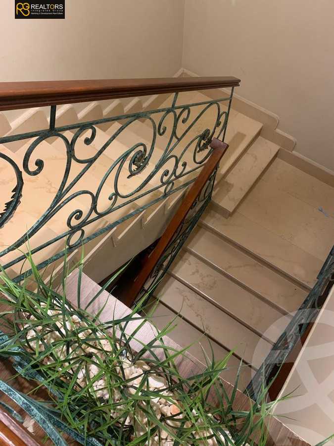 https://aqarmap.com.eg/ar/listing/3897293-for-sale-cairo-el-sheikh-zayed-city-compounds-in-sheikh-zayed-jewar