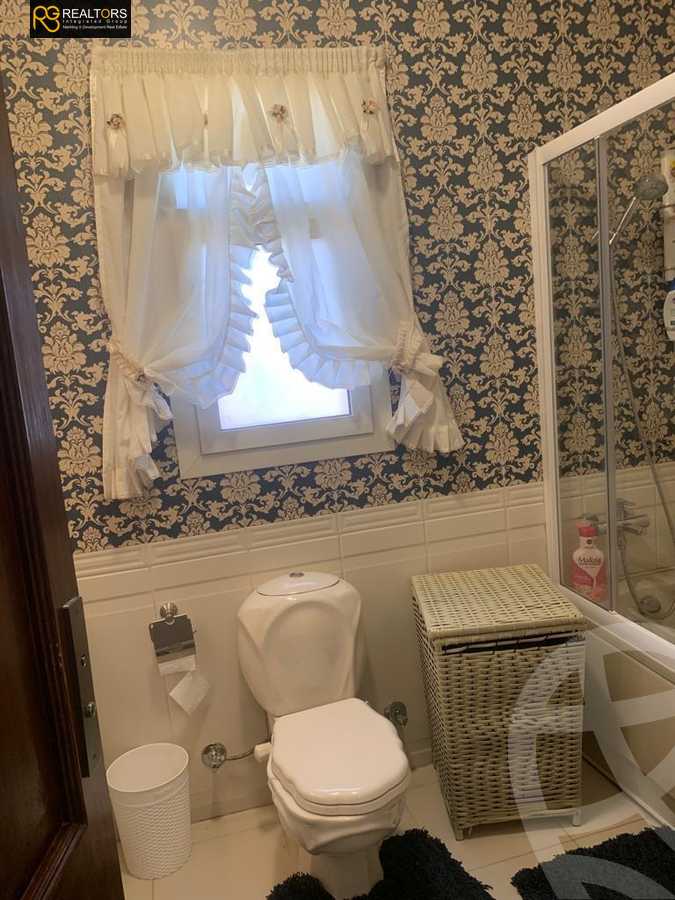 https://aqarmap.com.eg/ar/listing/3897293-for-sale-cairo-el-sheikh-zayed-city-compounds-in-sheikh-zayed-jewar
