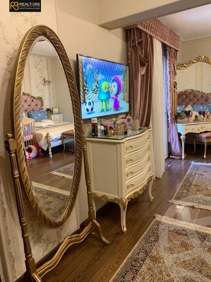 https://aqarmap.com.eg/ar/listing/3897293-for-sale-cairo-el-sheikh-zayed-city-compounds-in-sheikh-zayed-jewar