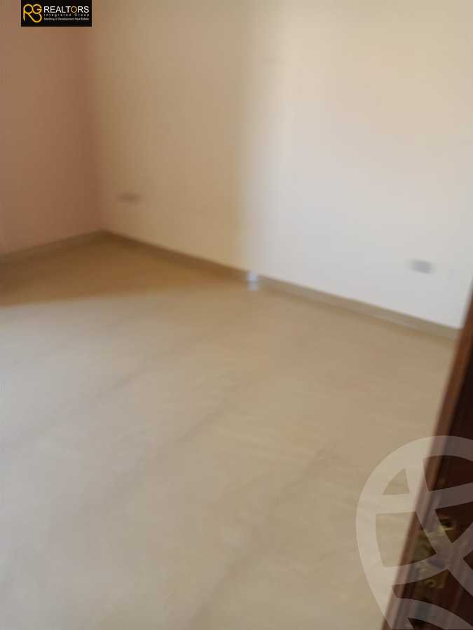 https://aqarmap.com.eg/ar/listing/3897490-for-sale-cairo-el-sheikh-zayed-city-compounds-in-sheikh-zayed-beverly-hills