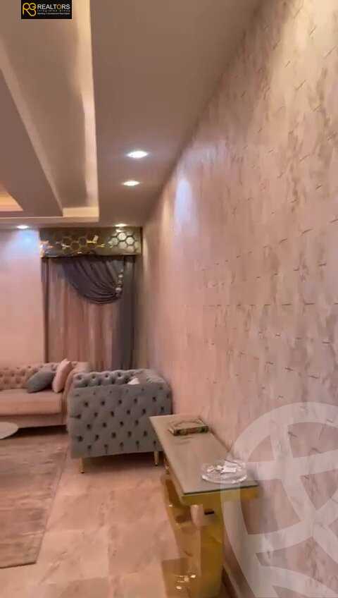 https://aqarmap.com.eg/ar/listing/3897518-for-sale-cairo-el-sheikh-zayed-city-compounds-jn-1