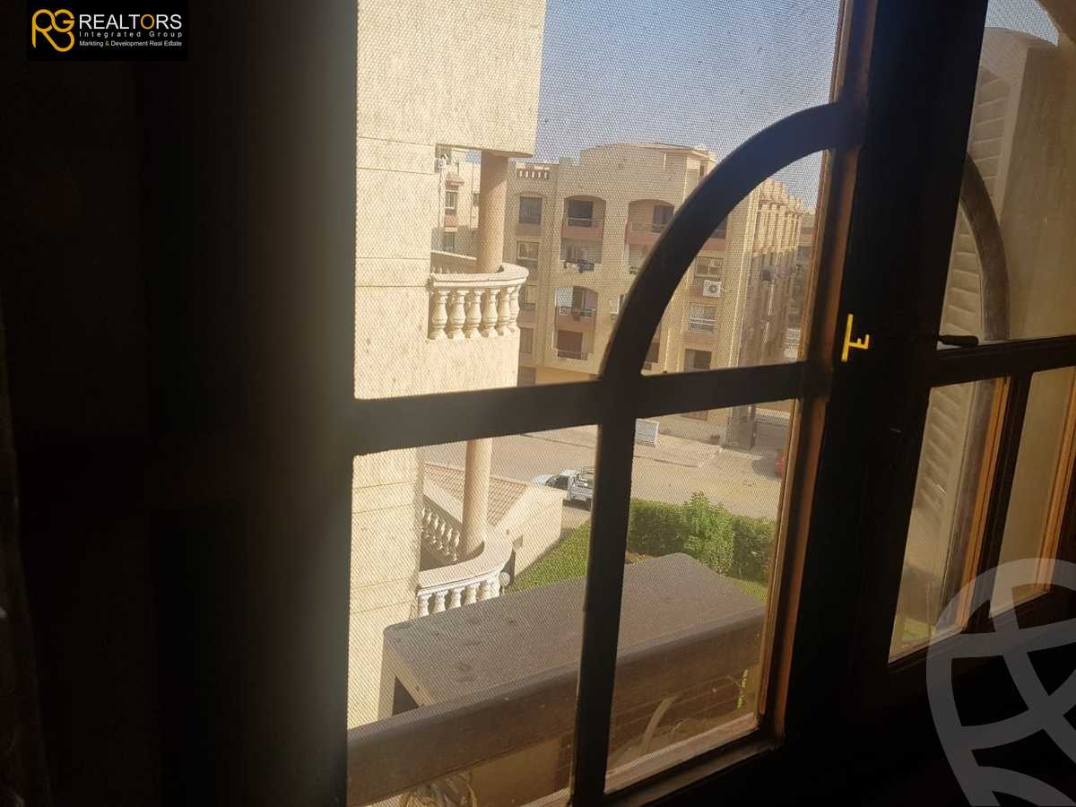 https://aqarmap.com.eg/en/listing/3901546-for-sale-cairo-6th-of-october-jml-bd-lnsr