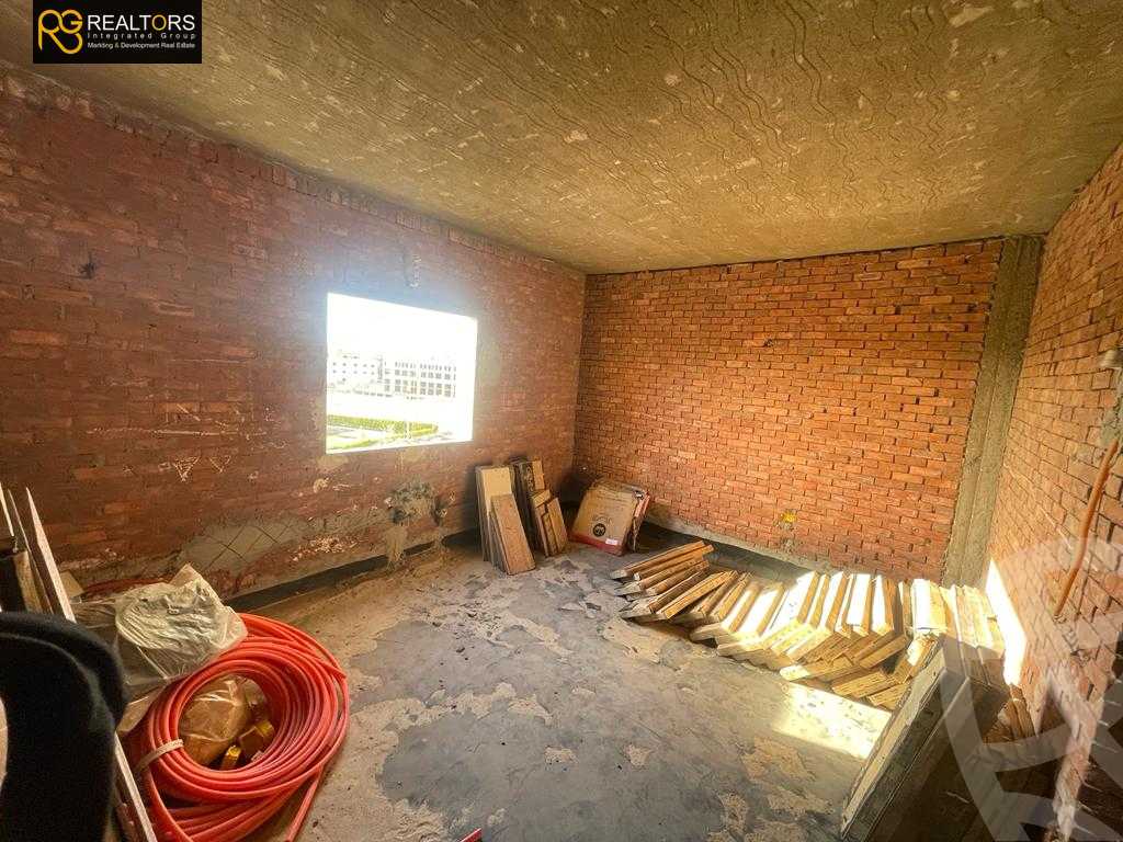https://aqarmap.com.eg/en/listing/3902315-for-sale-cairo-6th-of-october-featured-neighborhood-sixth-touristic-village-al-wageh-street