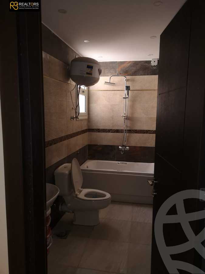 https://aqarmap.com.eg/ar/listing/3903658-for-sale-cairo-el-sheikh-zayed-city-el-hay-elthamen-area-3