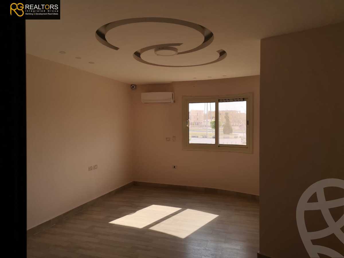 https://aqarmap.com.eg/ar/listing/3903658-for-sale-cairo-el-sheikh-zayed-city-el-hay-elthamen-area-3