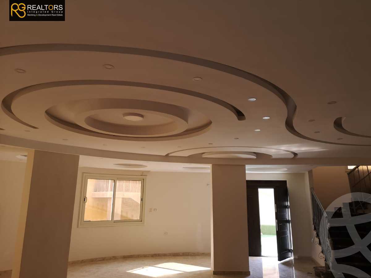https://aqarmap.com.eg/ar/listing/3903658-for-sale-cairo-el-sheikh-zayed-city-el-hay-elthamen-area-3