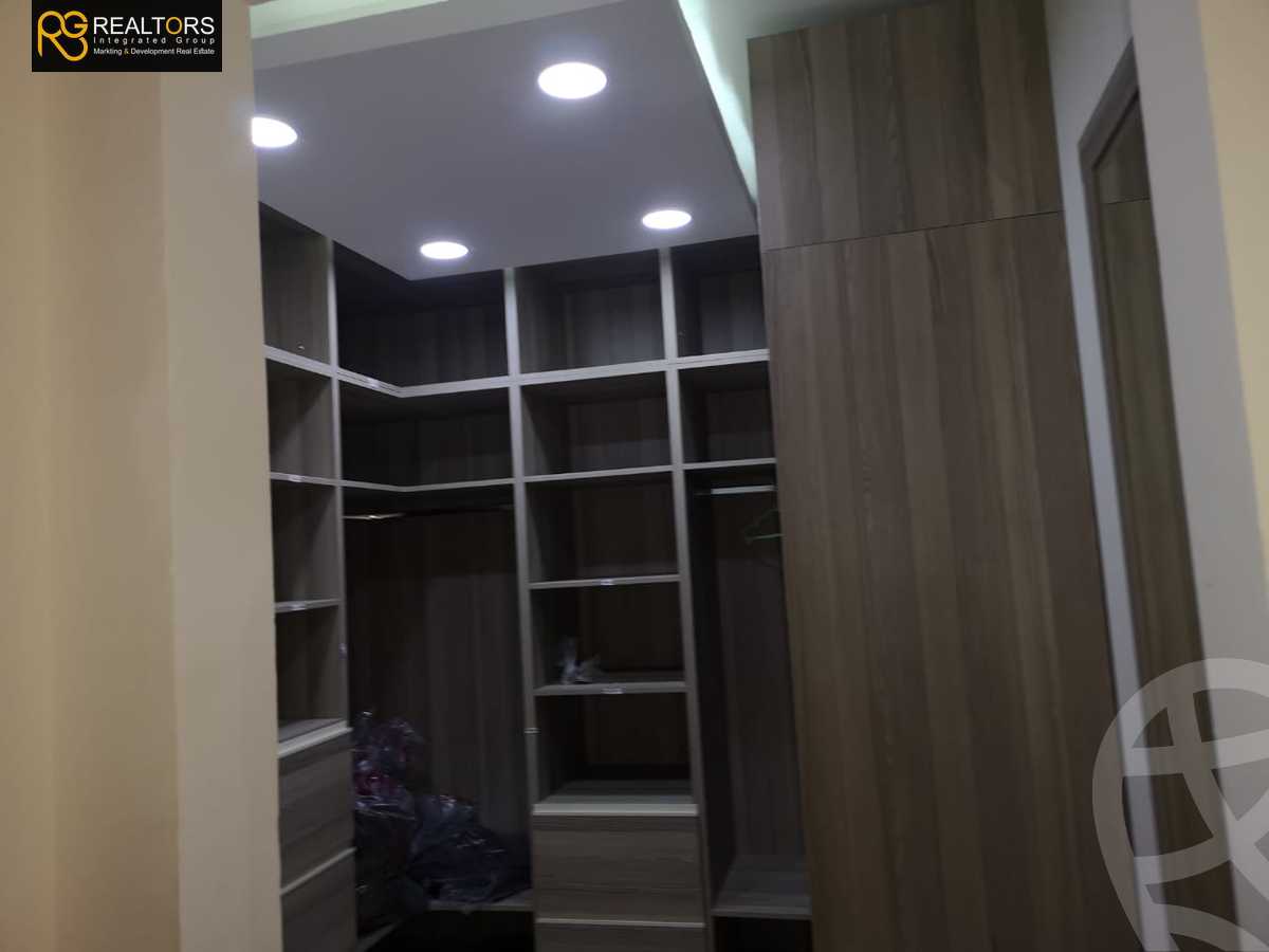 https://aqarmap.com.eg/ar/listing/3903658-for-sale-cairo-el-sheikh-zayed-city-el-hay-elthamen-area-3