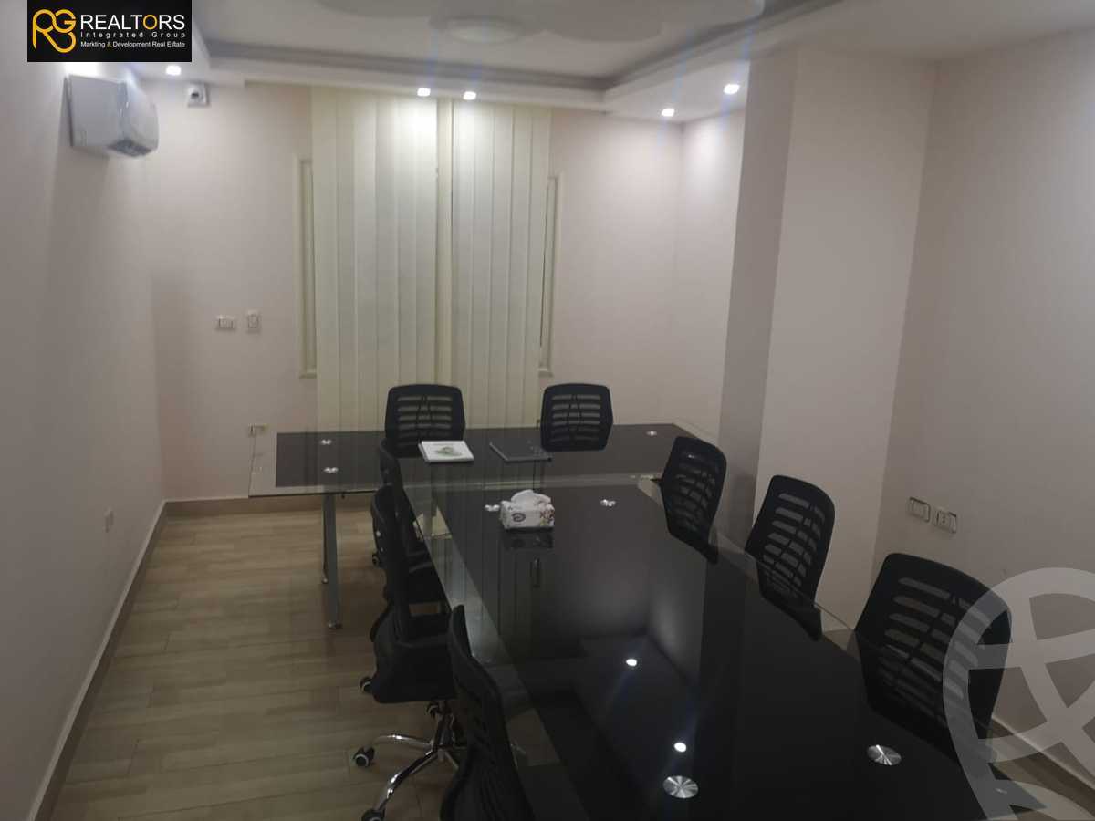 https://aqarmap.com.eg/ar/listing/3903658-for-sale-cairo-el-sheikh-zayed-city-el-hay-elthamen-area-3