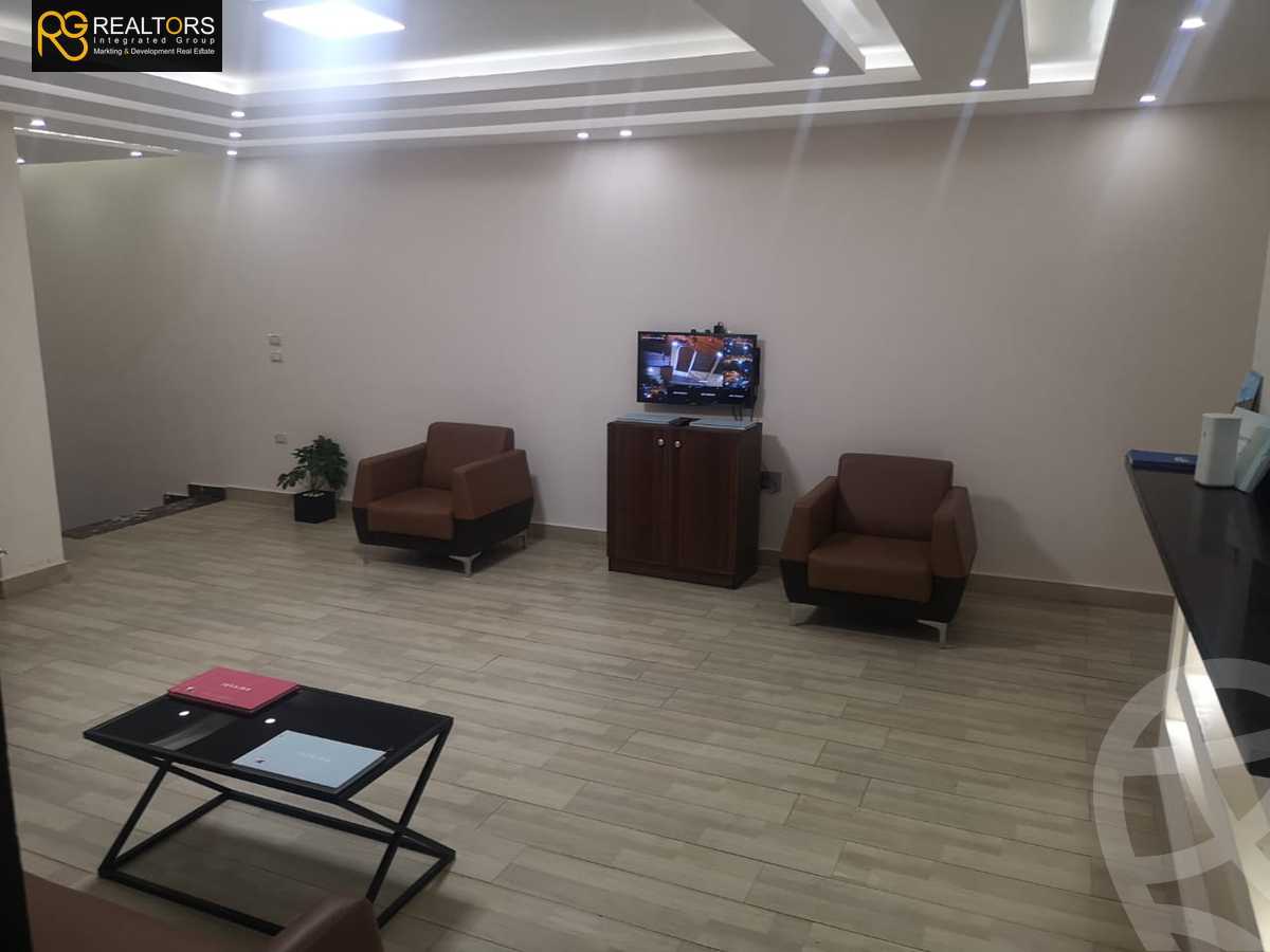 https://aqarmap.com.eg/ar/listing/3903658-for-sale-cairo-el-sheikh-zayed-city-el-hay-elthamen-area-3